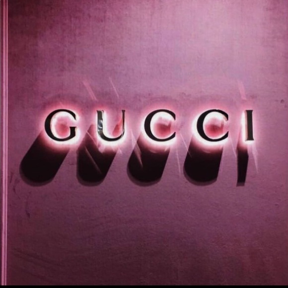 Meet your Posher, Kimberly - Picture 1 of 1